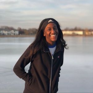 Meet your Posher, Kelli